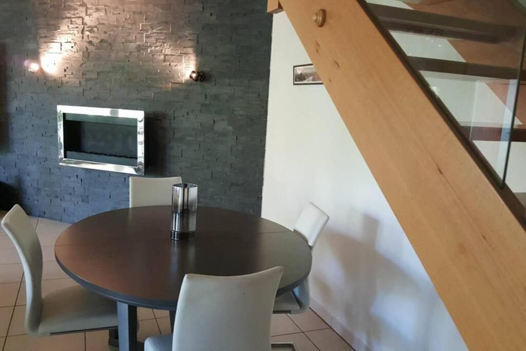Superbe Duplex Au Nouveau Bassin Avec Vue Superbe Mulhouse Exteriör bild